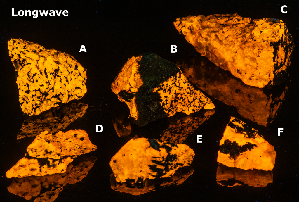 fluorescent sodalite 